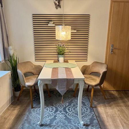 Wohnung Mit Charme, Netflix Rheinstetten Luaran gambar
