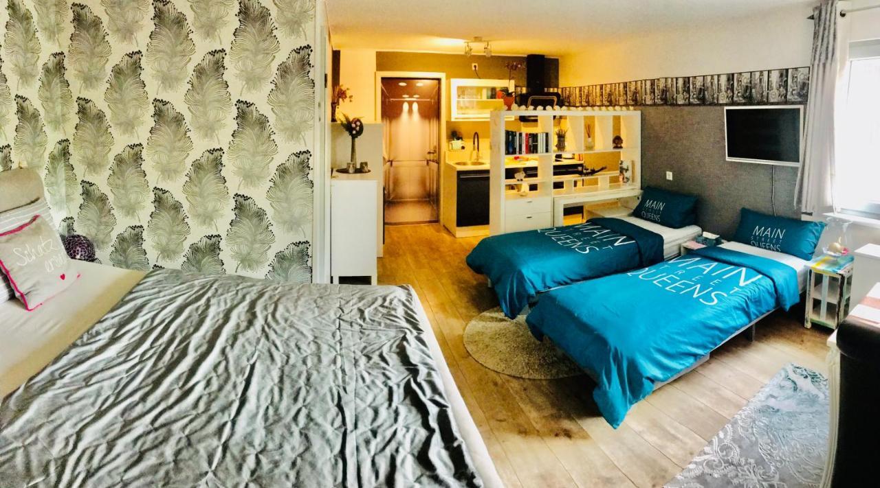 Wohnung Mit Charme, Netflix Rheinstetten Luaran gambar