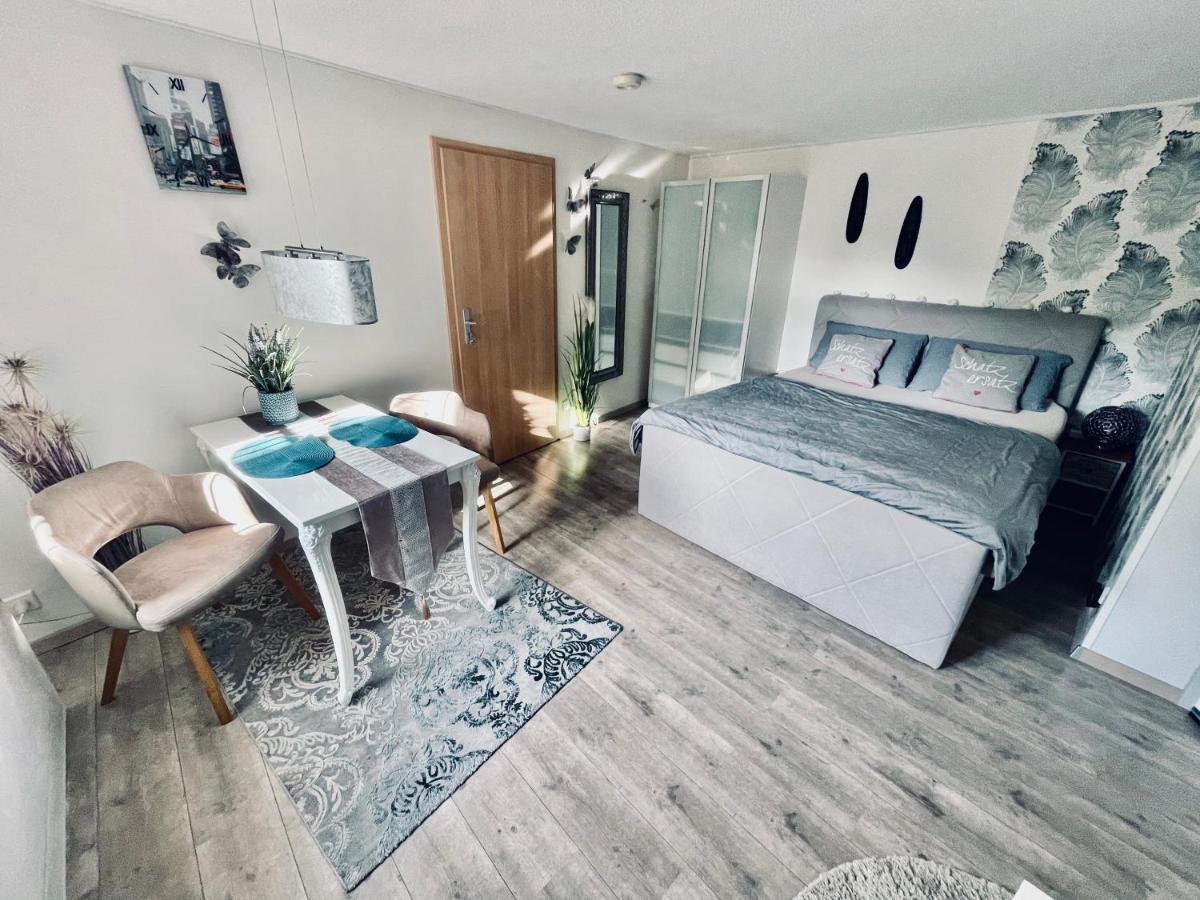 Wohnung Mit Charme, Netflix Rheinstetten Luaran gambar